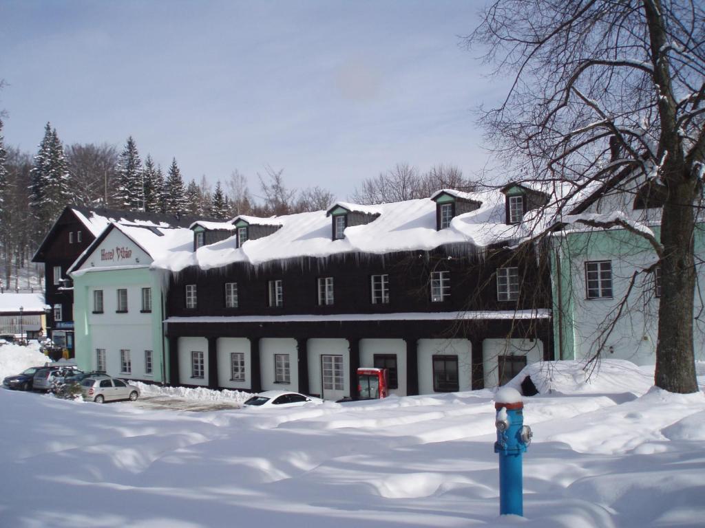 Hotel Dzban Jindrichov Exterior foto